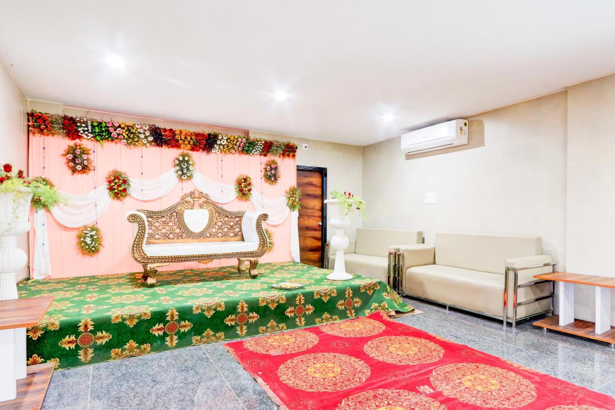Hotel O Pr Grand Khammam Eksteriør bilde