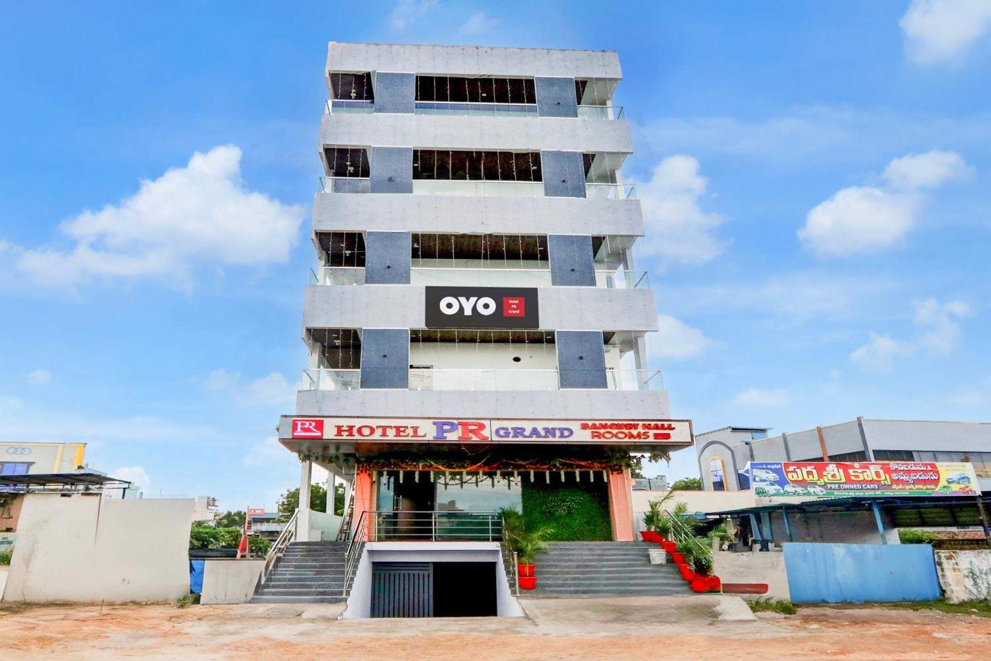 Hotel O Pr Grand Khammam Eksteriør bilde